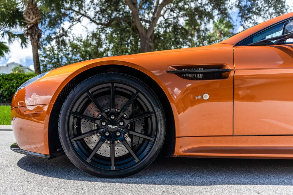 2015 Aston Martin V12 Vantage Convertible for sale